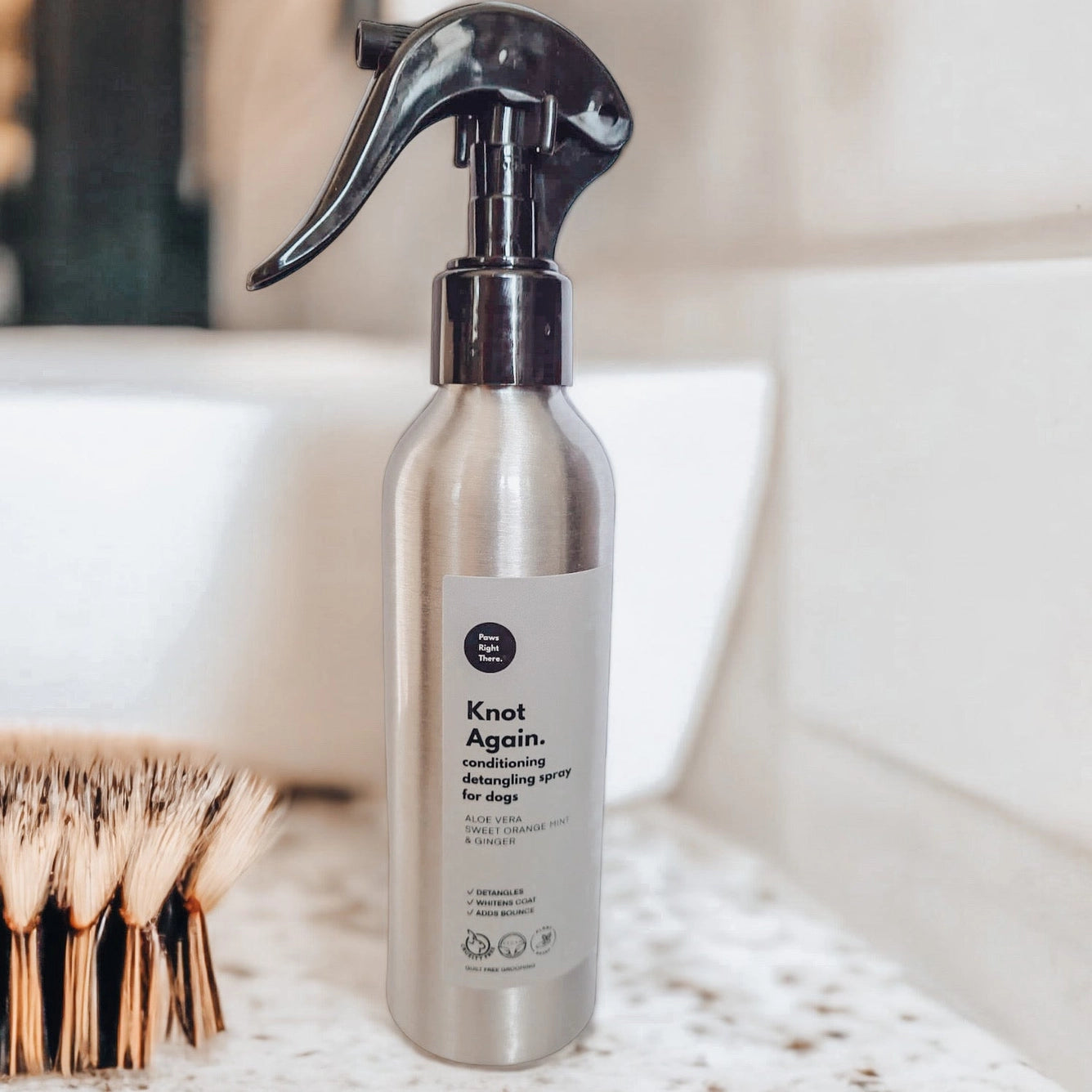 'Knot Again' Conditioning Detangling Spray